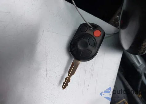 2007 Ford Mustang z USA, uszkodzony, nr VIN 1ZVHT84N975355659